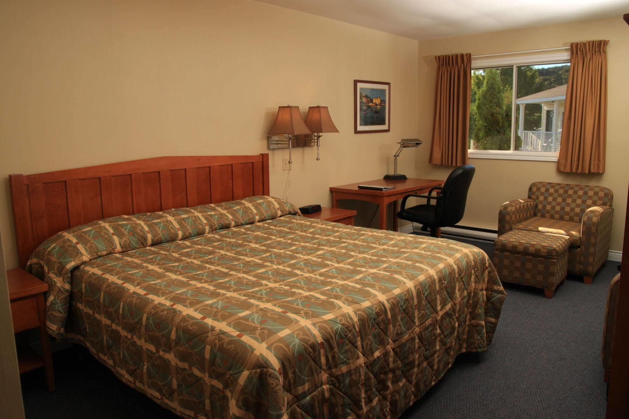 Alpine Motor Inn Alma Extérieur photo